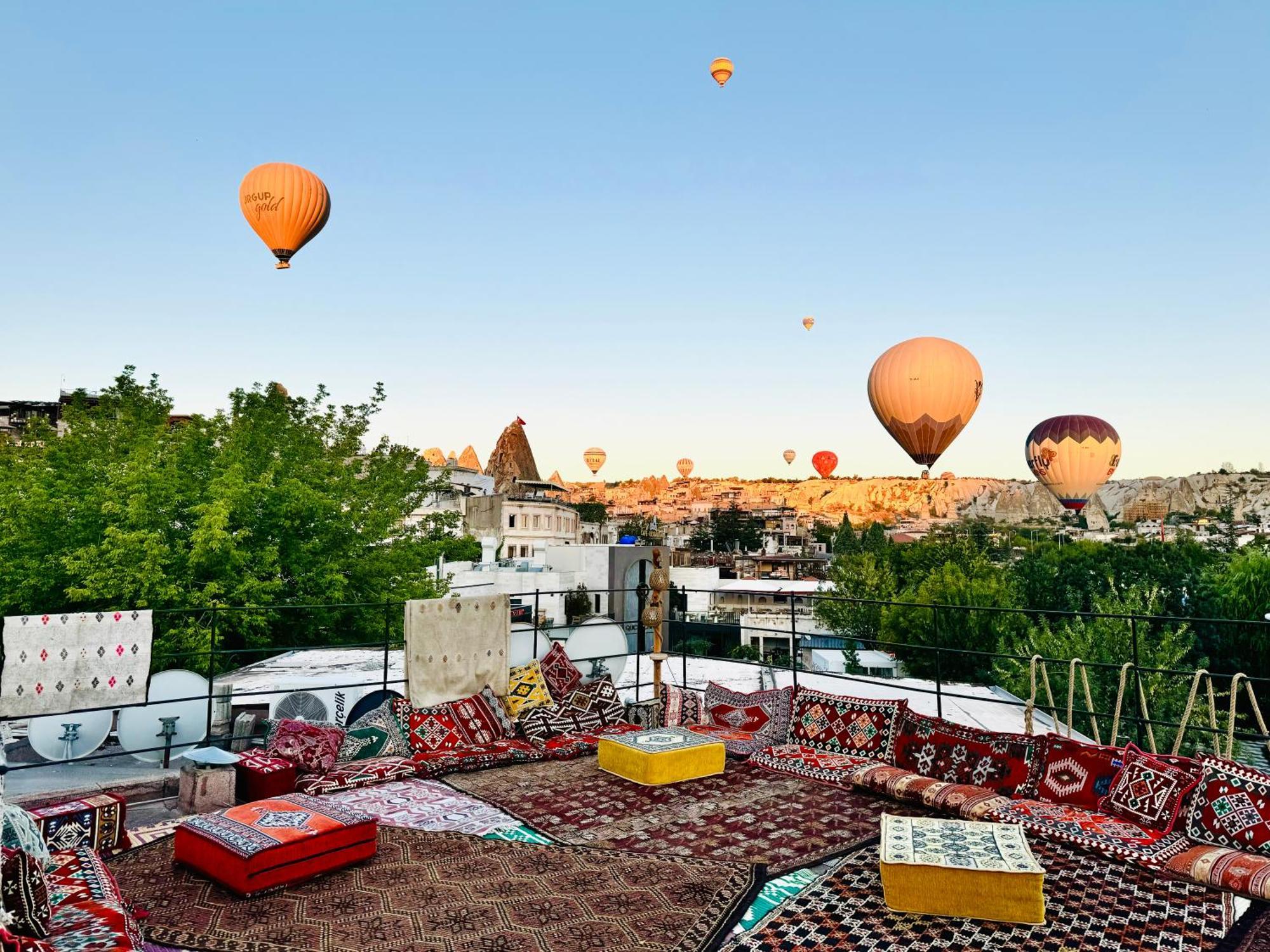 Nomads Cave Hotel & Rooftop Göreme Zewnętrze zdjęcie