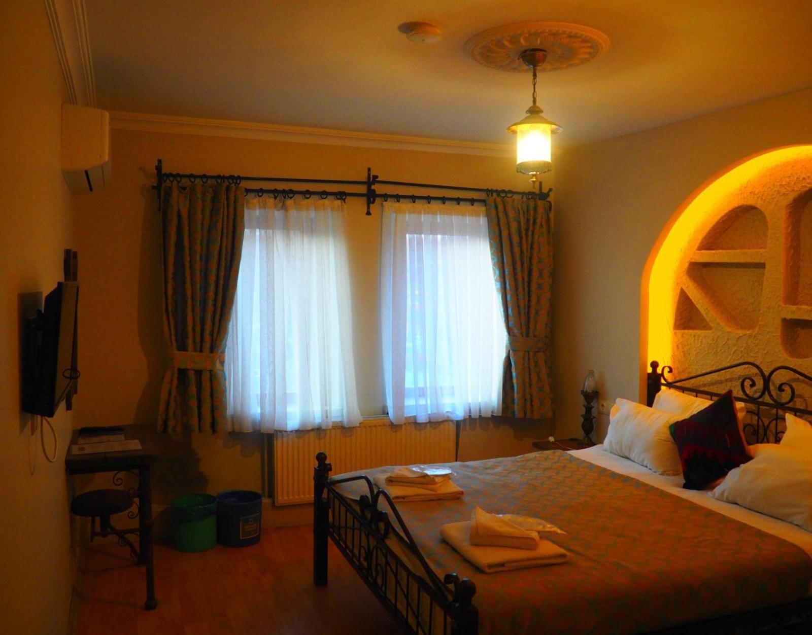 Nomads Cave Hotel & Rooftop Göreme Zewnętrze zdjęcie